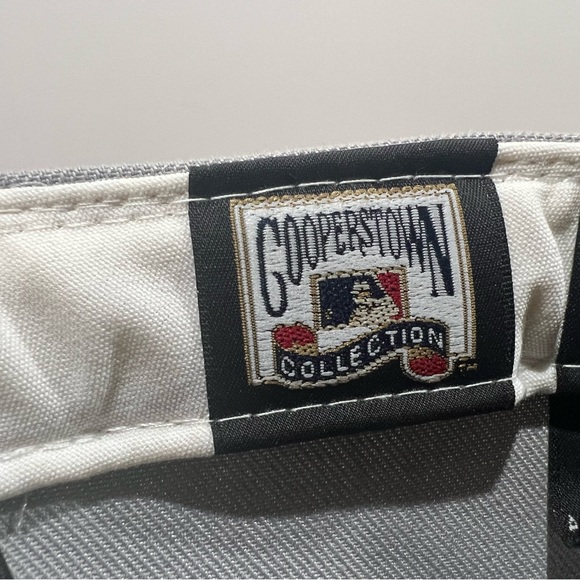 New Era, 59Fifty Fitted Hat, New York Yankees, Grey & Blue - Picture 7 of 10